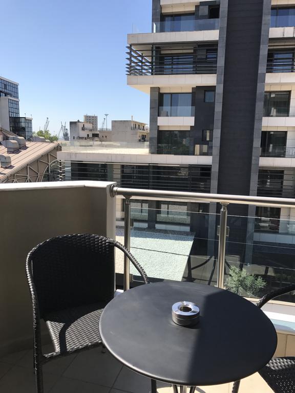 Lion Apartment Port Thessaloniki Buitenkant foto