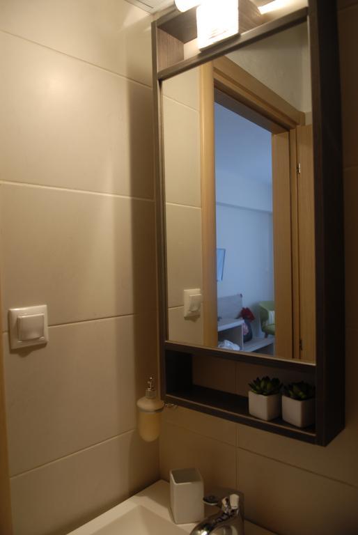 Lion Apartment Port Thessaloniki Buitenkant foto