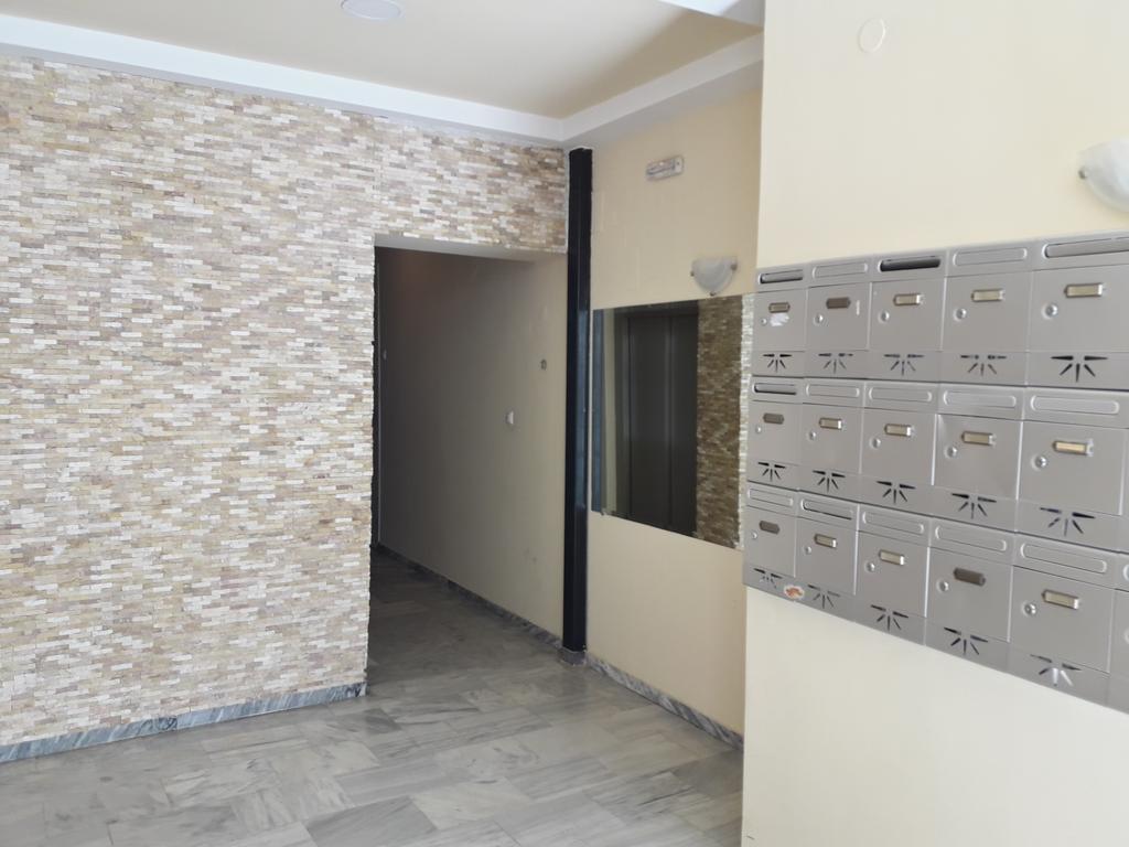 Lion Apartment Port Thessaloniki Buitenkant foto