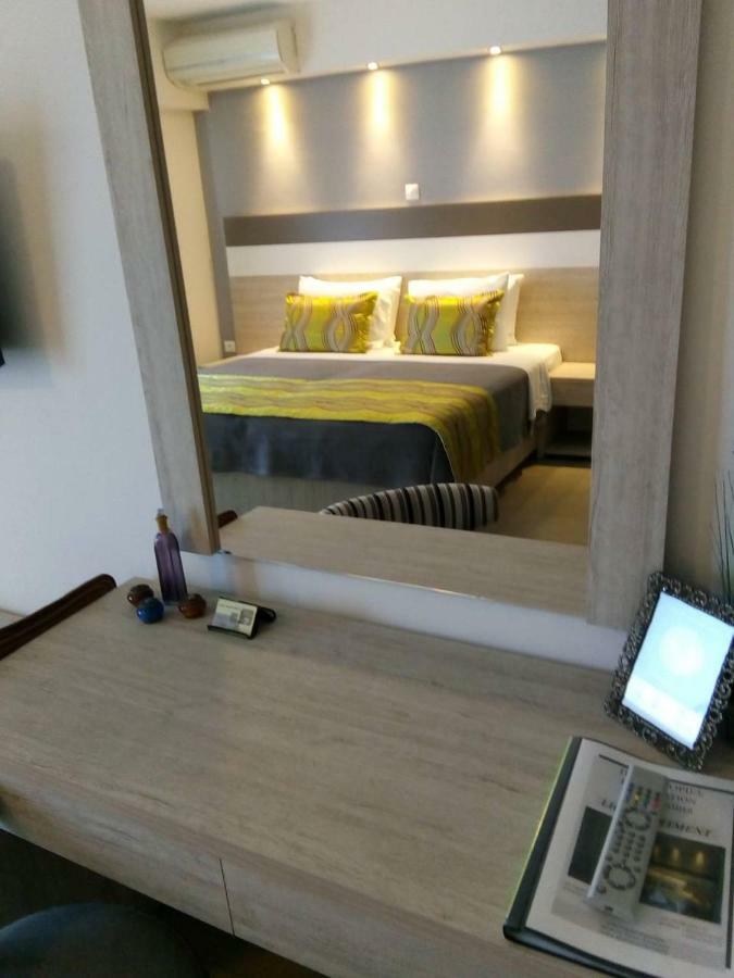 Lion Apartment Port Thessaloniki Buitenkant foto